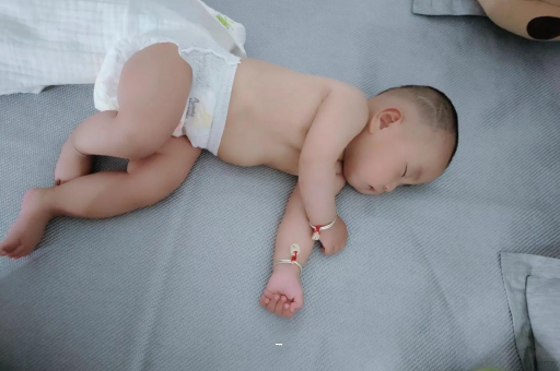 孟州宝宝短发型女